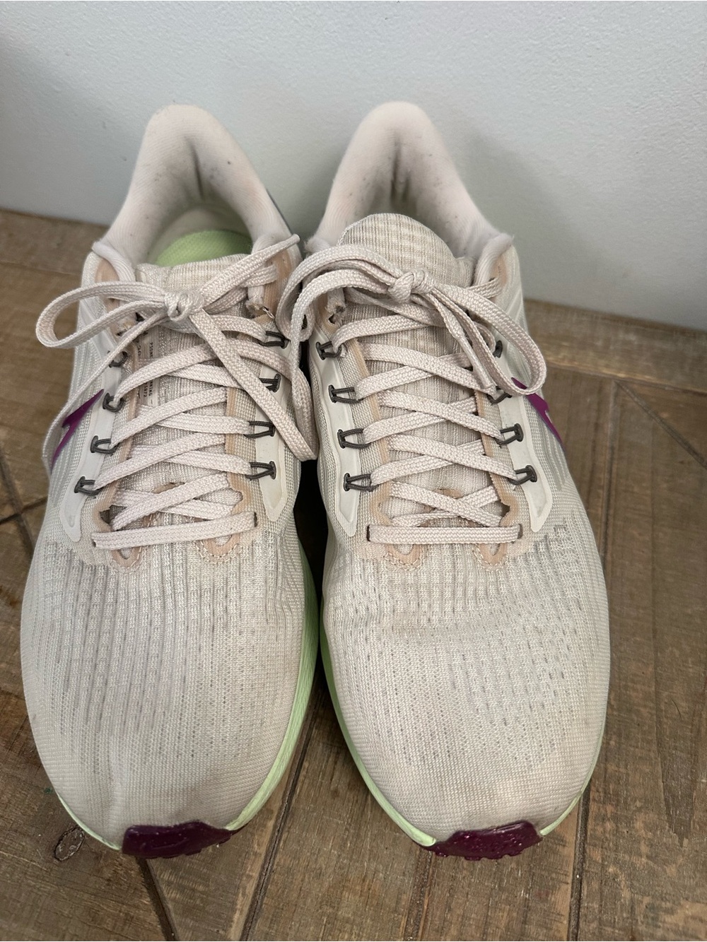 Nike Air Zoom Pegasus 39 Women's Running Shoes (Size 10)